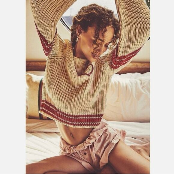 Free People Cream/Red Sweater w Heart - Picture 2 of 9